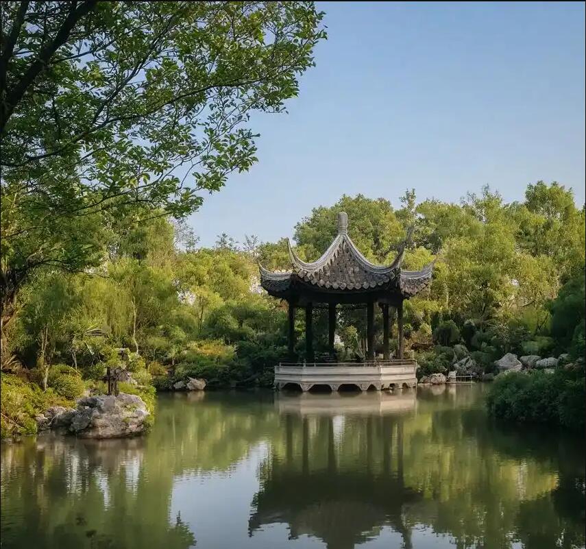 平南县折磨餐饮有限公司